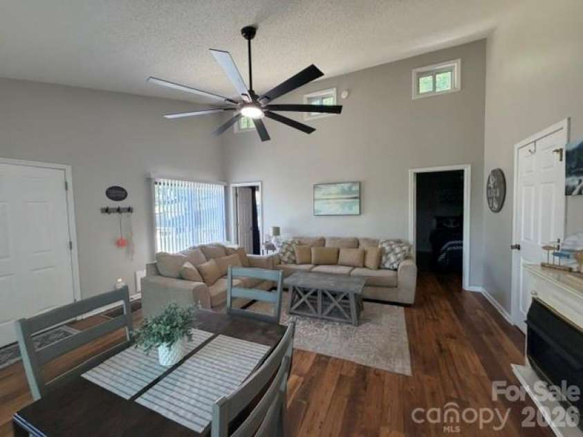 240 Skyline Drive, New London, NC 28127.  MLS# CAR4386448, YatesRealty ID 25490. 