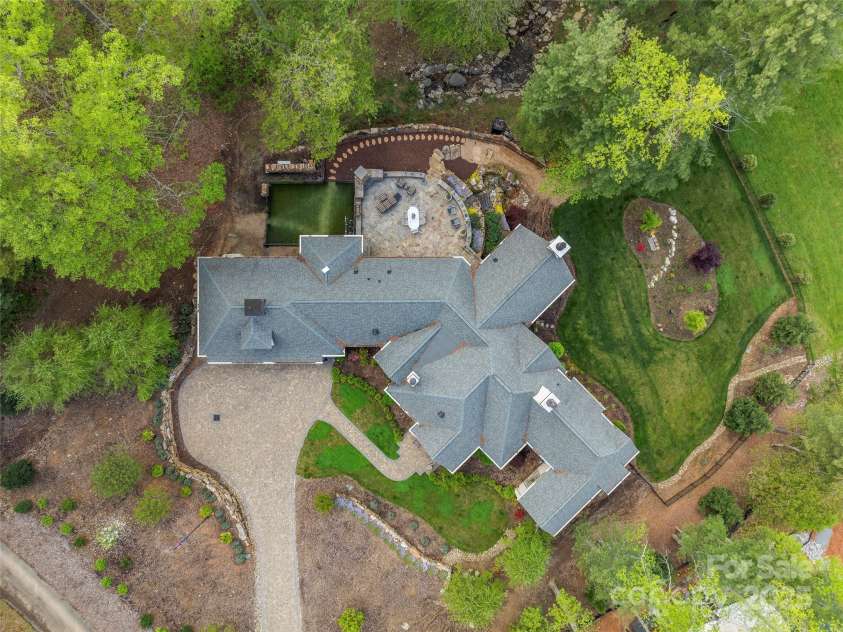 41 Bear Flower Trail, Arden, NC 28704.  MLS# CAR4251322, YatesRealty ID 25491. 