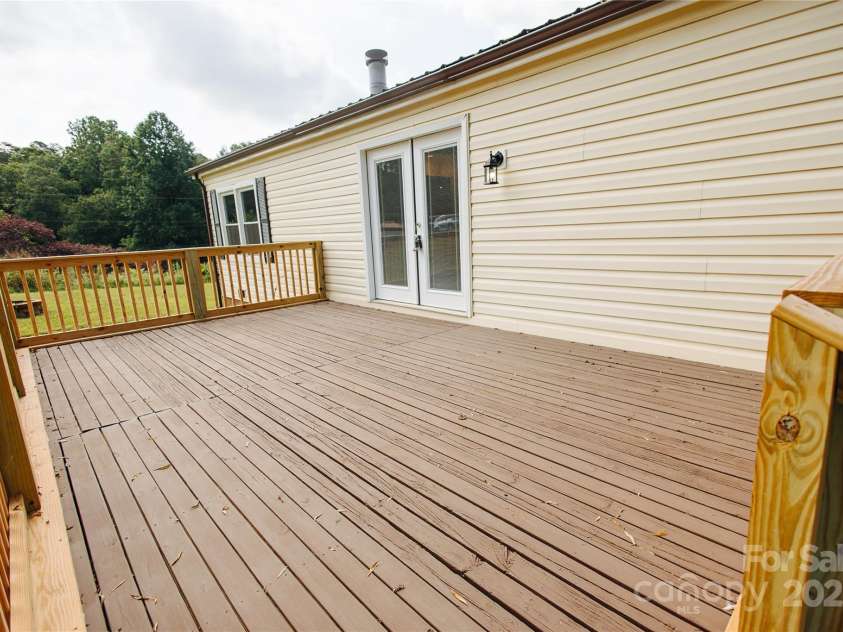 253 Hidden Acres Drive, Marion, NC 28752.  MLS# CAR4287282, YatesRealty ID 25492. 