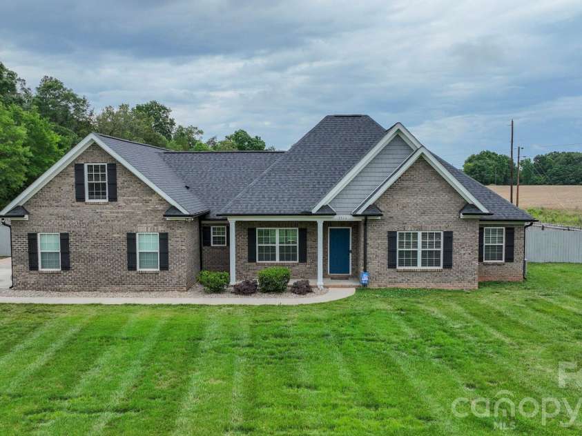 3426 Rilla Hamilton Road, Monroe, NC 28110.  MLS# CAR4385023, YatesRealty ID 25494. 