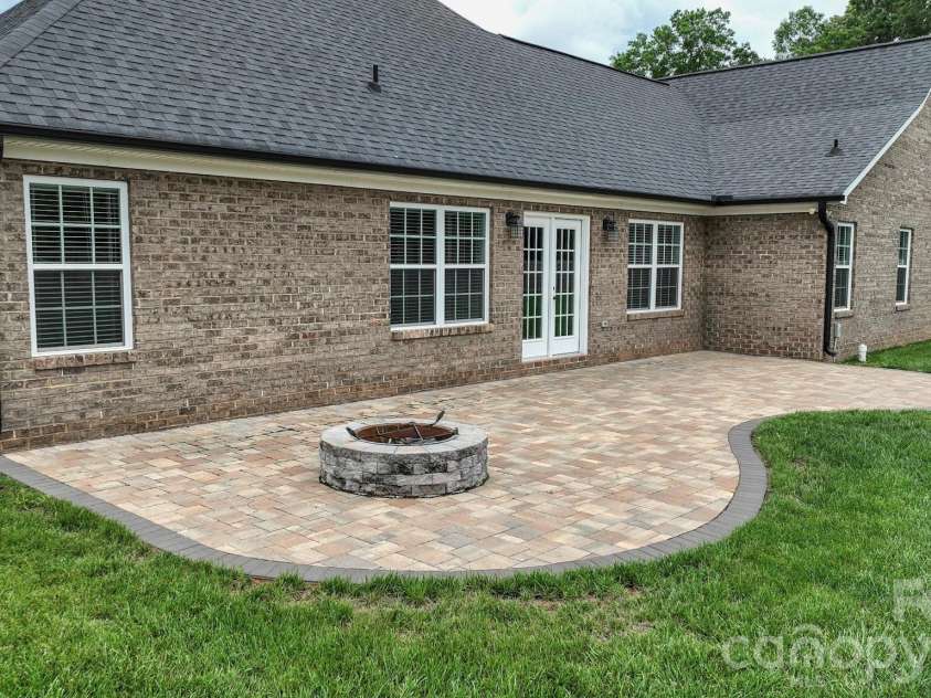 3426 Rilla Hamilton Road, Monroe, NC 28110.  MLS# CAR4385023, YatesRealty ID 25494. 