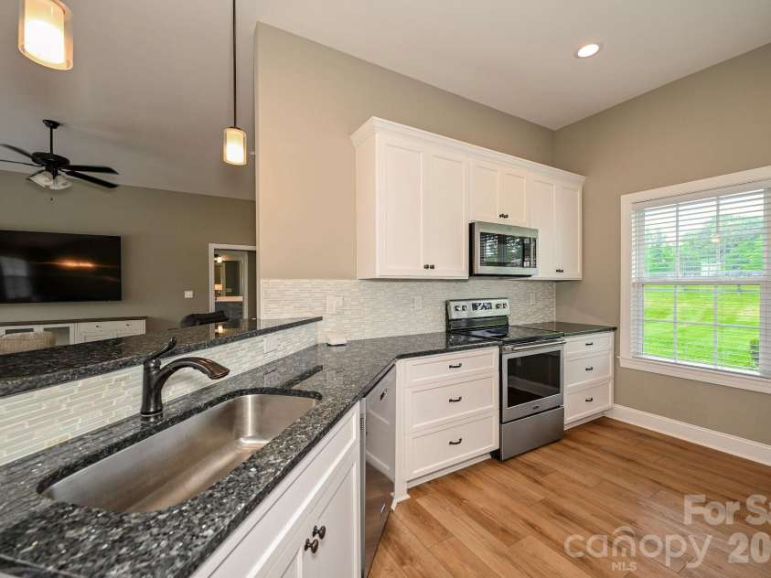 3426 Rilla Hamilton Road, Monroe, NC 28110.  MLS# CAR4385023, YatesRealty ID 25494. 