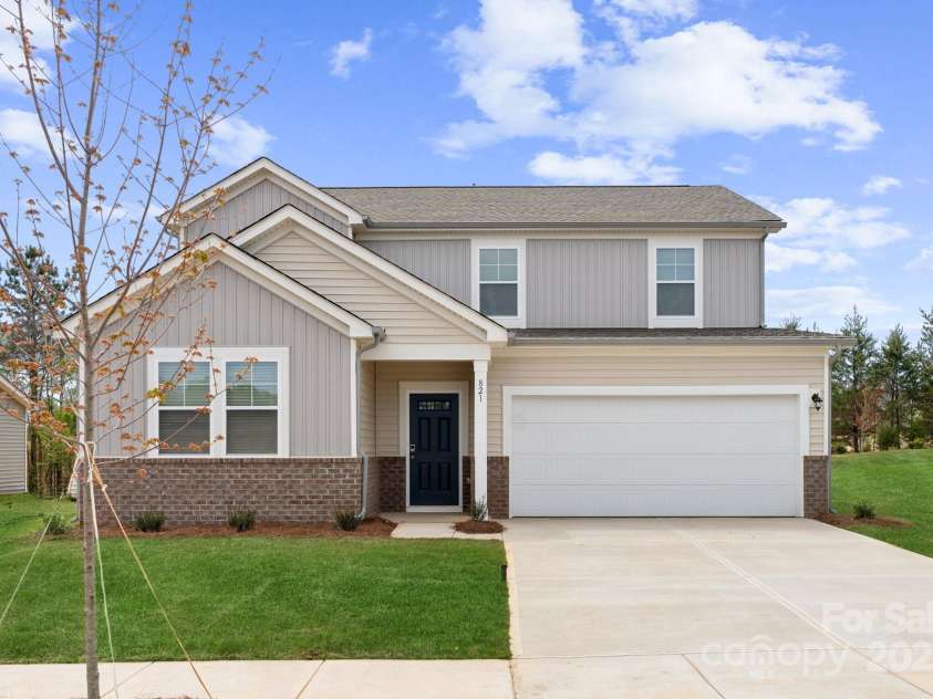 821 Hallman Branch Lane, Lincolnton, NC 28092.  MLS# CAR4220697, YatesRealty ID 25494. 