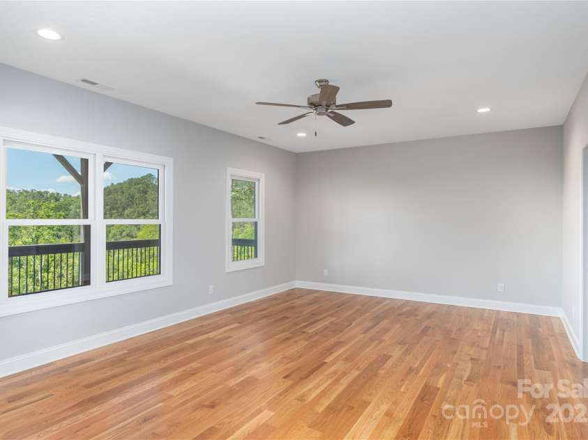 54 Herron View Lane, Weaverville, NC 28787.  MLS# CAR4225243, YatesRealty ID 25495. 2nd Guest room. It, too, is ensuite