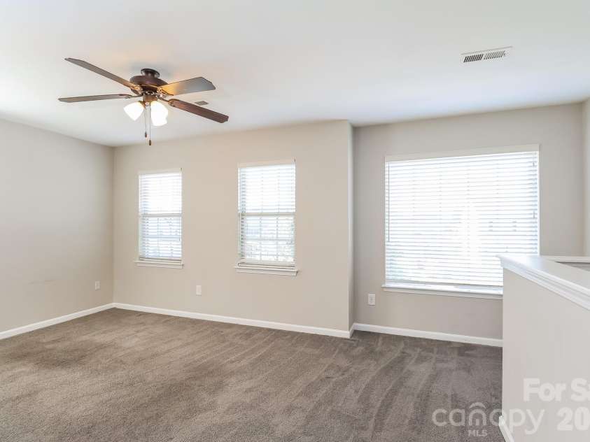 2104 Verde Creek Road, Charlotte, NC 28214.  MLS# CAR4386224, YatesRealty ID 25496. 