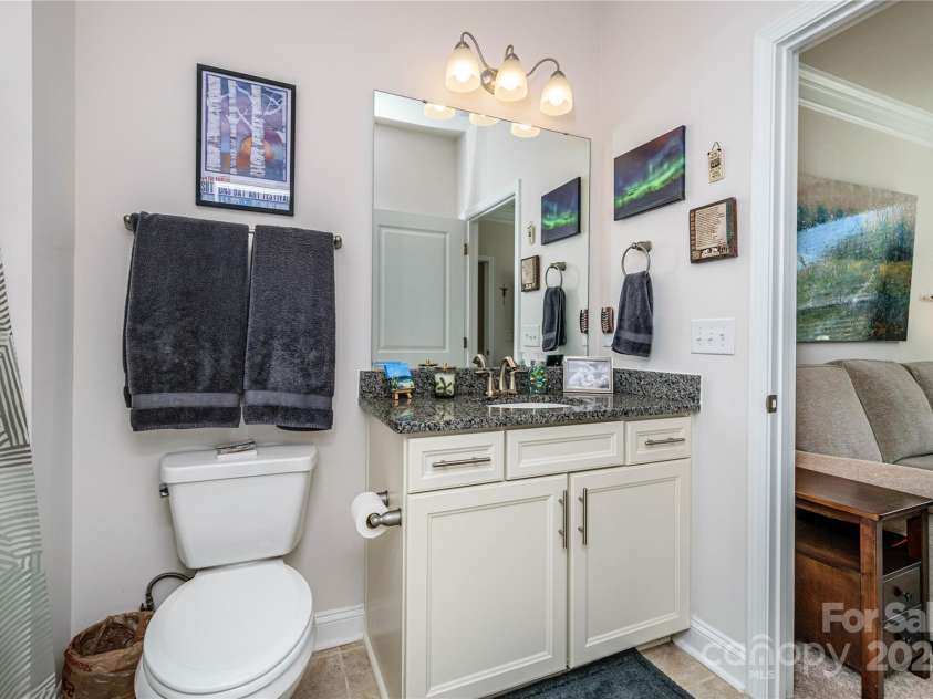 70 Cameo Drive, Flat Rock, NC 28731.  MLS# CAR4254378, YatesRealty ID 25496. 3rd full bath off 4th Bedroom/Office
