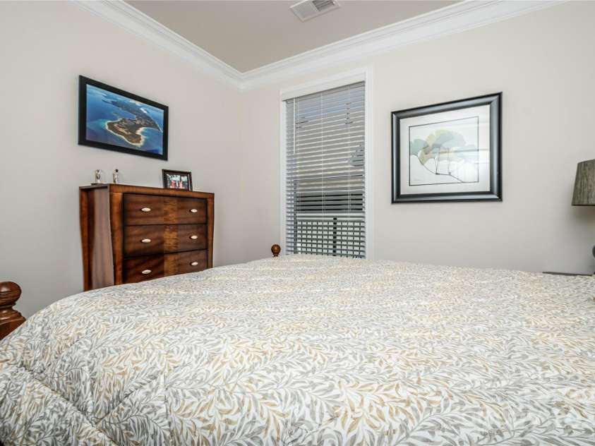 70 Cameo Drive, Flat Rock, NC 28731.  MLS# CAR4254378, YatesRealty ID 25496. 
