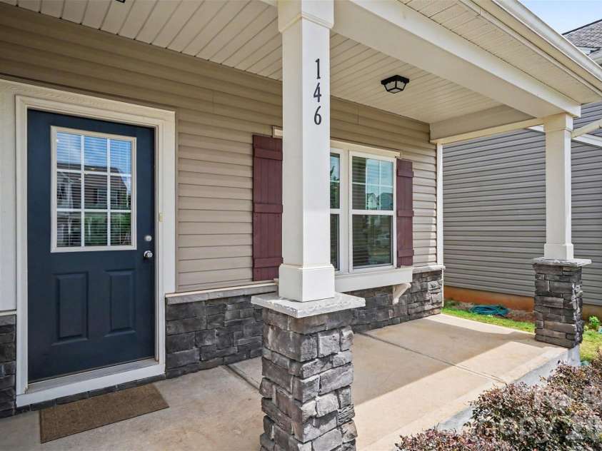 146 Fairfield Drive, Troutman, NC 28166.  MLS# CAR4386518, YatesRealty ID 25497. 