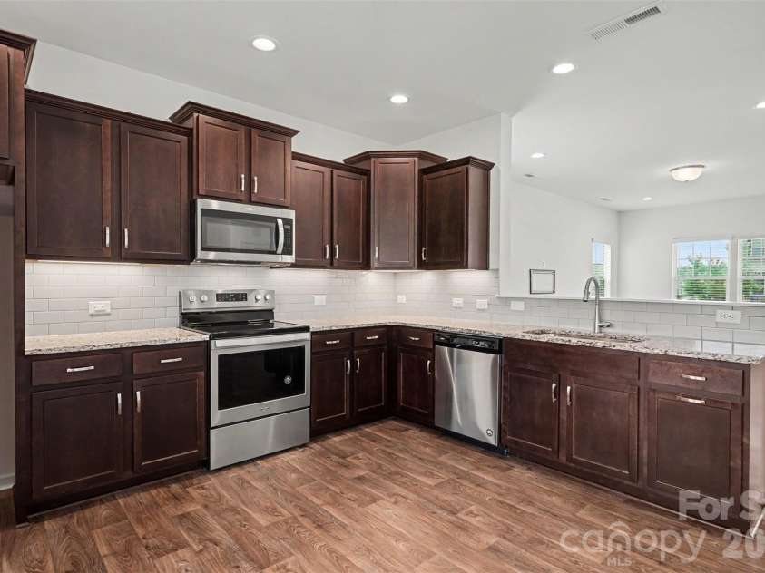 146 Fairfield Drive, Troutman, NC 28166.  MLS# CAR4386518, YatesRealty ID 25497. 