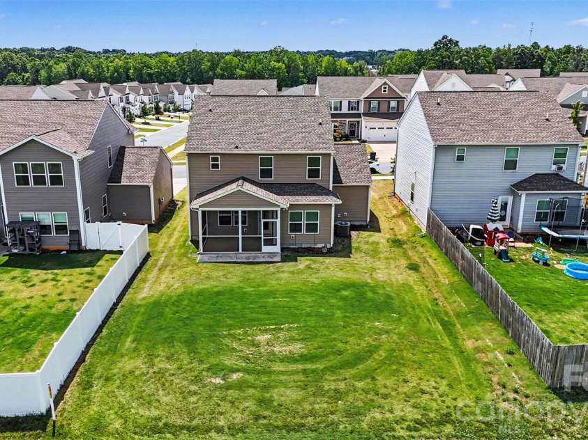 146 Fairfield Drive, Troutman, NC 28166.  MLS# CAR4386518, YatesRealty ID 25497. 