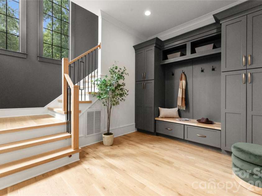 4142 Pineview Road, Charlotte, NC 28211.  MLS# CAR4384972, YatesRealty ID 25498. Lighted staircase-drop zone