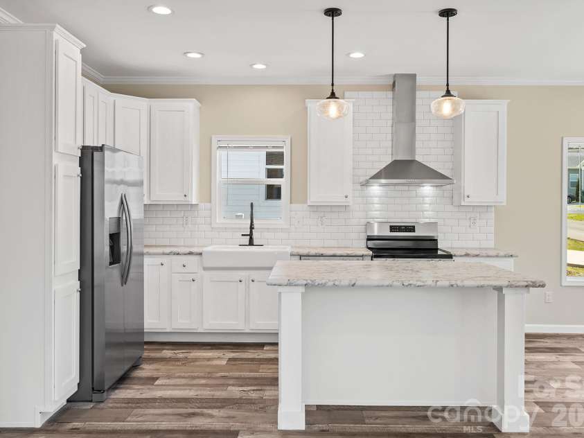 123 Bellamy Road, Asheville, NC 28806.  MLS# CAR4386211, YatesRealty ID 25499. 