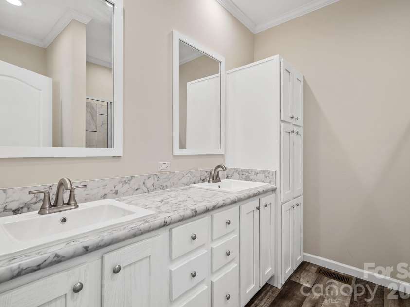 123 Bellamy Road, Asheville, NC 28806.  MLS# CAR4386211, YatesRealty ID 25499. 