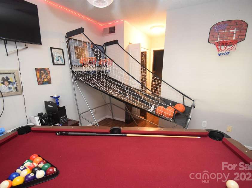 11130 Whitlock Crossing, Charlotte, NC 28273.  MLS# CAR4250386, YatesRealty ID 255. 