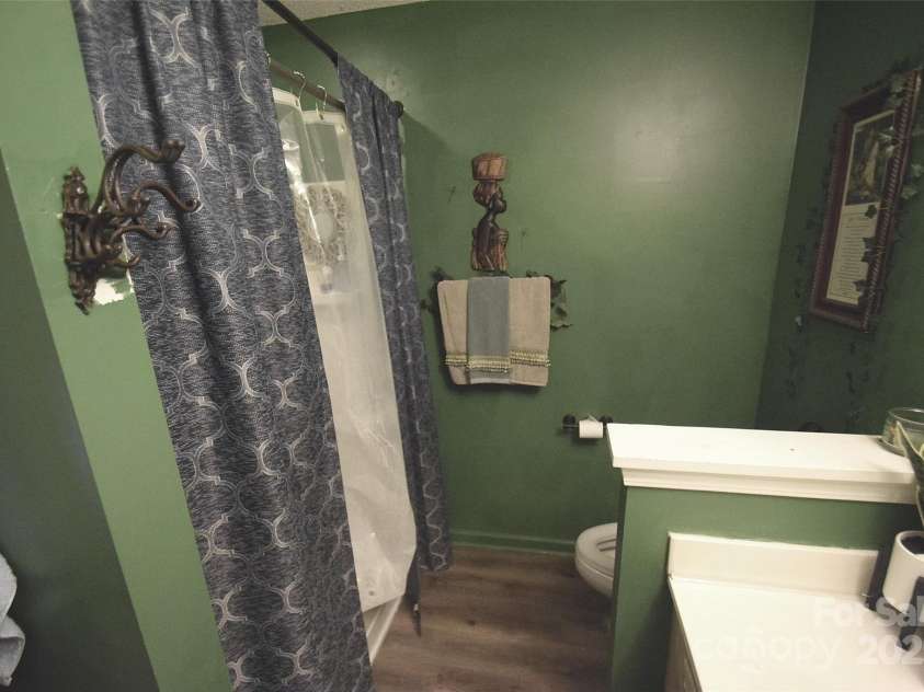 11130 Whitlock Crossing, Charlotte, NC 28273.  MLS# CAR4250386, YatesRealty ID 255. 