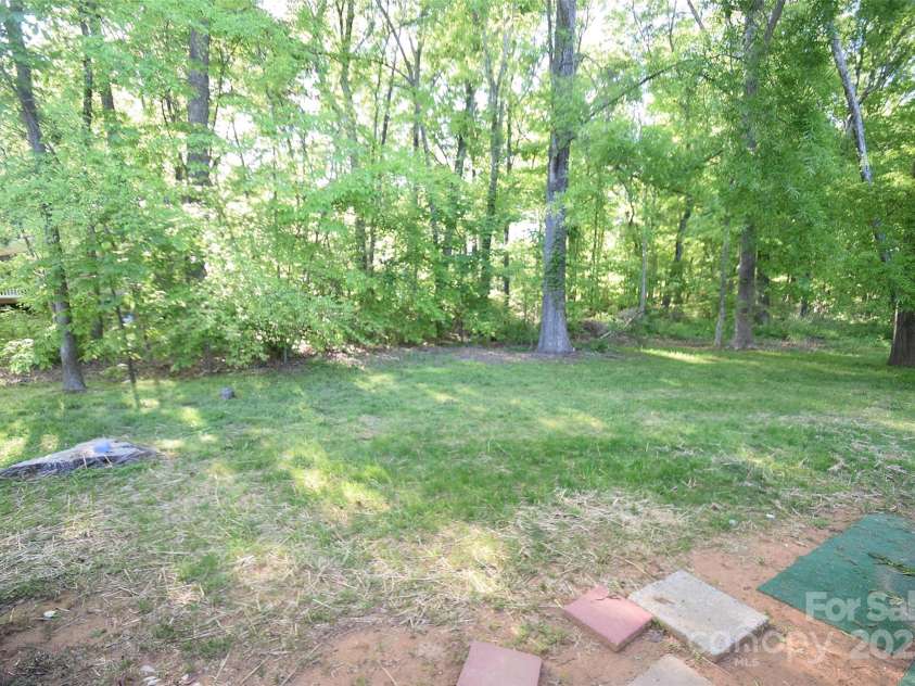 11130 Whitlock Crossing, Charlotte, NC 28273.  MLS# CAR4250386, YatesRealty ID 255. 