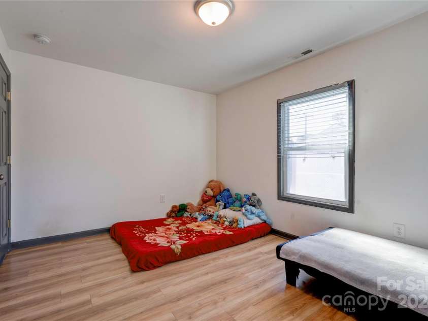 710 Elm Street, Shelby, NC 28150.  MLS# CAR4197585, YatesRealty ID 255. Bedroom