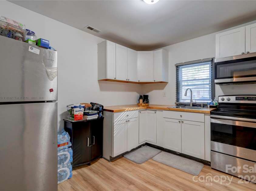 710 Elm Street, Shelby, NC 28150.  MLS# CAR4197585, YatesRealty ID 255. Kitchen