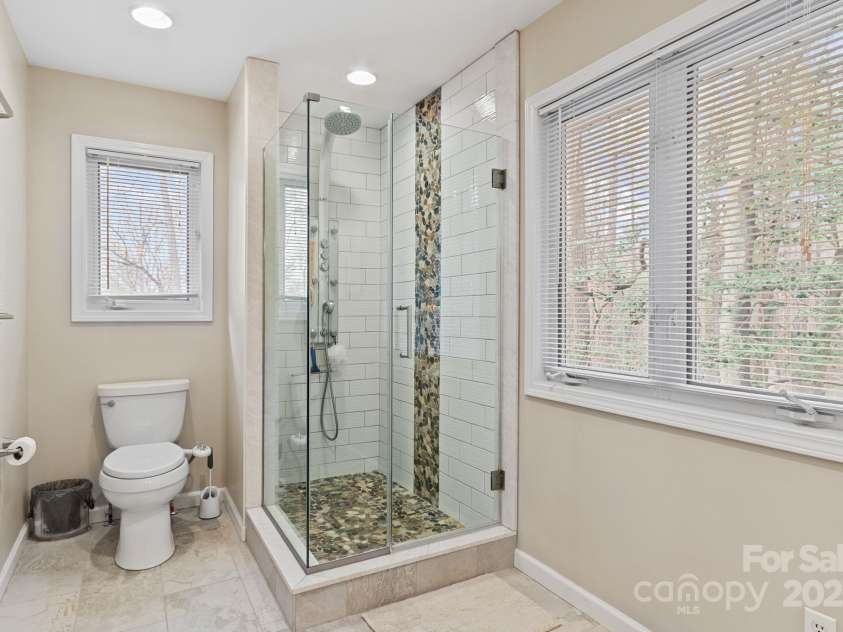 17 Sweetwater Oaks Drive, Fletcher, NC 28732.  MLS# CAR4233584, YatesRealty ID 2550. 