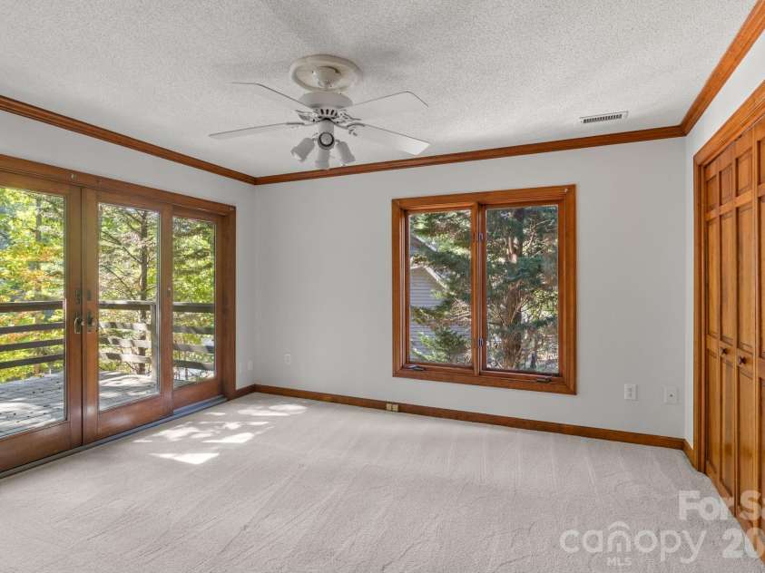 19322 Yachtman Drive, Cornelius, NC 28031.  MLS# CAR4349479, YatesRealty ID 2550. 