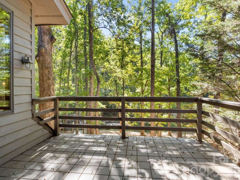 19322 Yachtman Drive, Cornelius, NC 28031.  MLS# CAR4349479, YatesRealty ID 2550. 