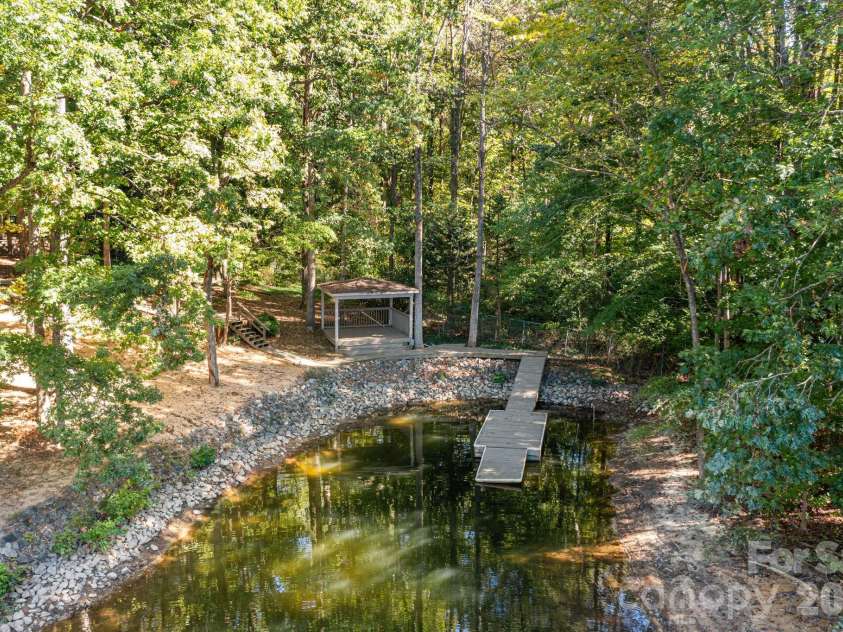 19322 Yachtman Drive, Cornelius, NC 28031.  MLS# CAR4349479, YatesRealty ID 2550. 