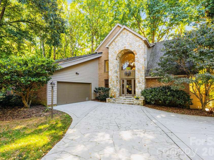 19322 Yachtman Drive, Cornelius, NC 28031.  MLS# CAR4349479, YatesRealty ID 2550. 