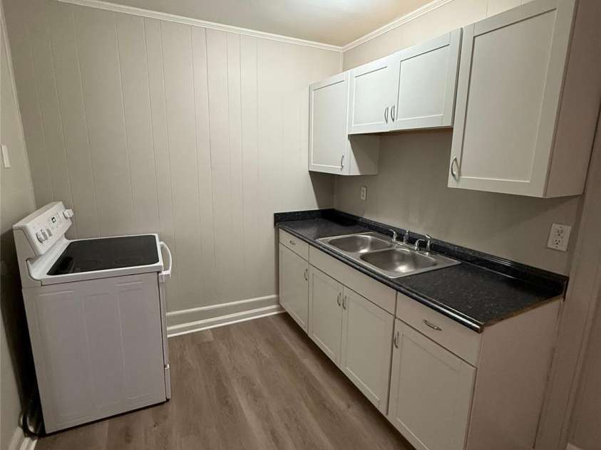 481 Lincoln Street, Cramerton, NC 28032.  MLS# CAR4338230, YatesRealty ID 2550. Kitchen Area