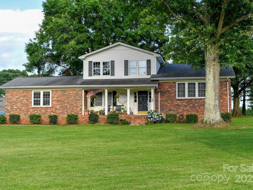 7448 Forney Hill Road, Denver, NC 28037.  MLS# CAR4264231, YatesRealty ID 25500. 