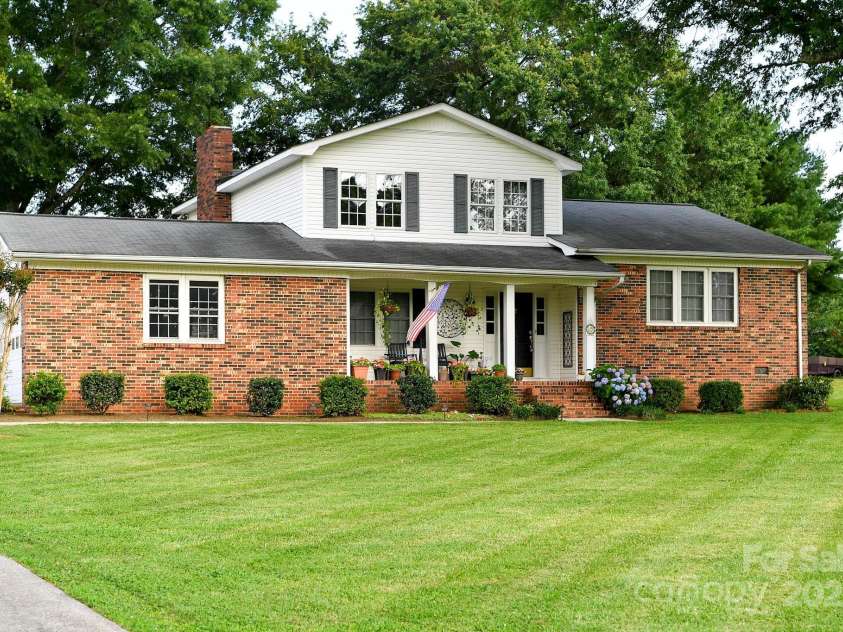 7448 Forney Hill Road, Denver, NC 28037.  MLS# CAR4264231, YatesRealty ID 25500. 