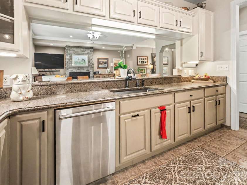 4037 Old Williamston Road, Belton, SC 29627.  MLS# CAR4384934, YatesRealty ID 25501. 
