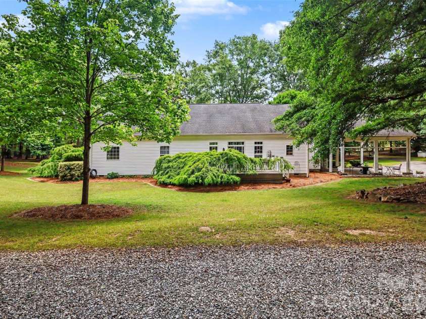 4037 Old Williamston Road, Belton, SC 29627.  MLS# CAR4384934, YatesRealty ID 25501. 
