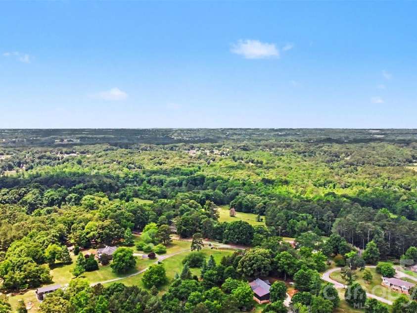 4037 Old Williamston Road, Belton, SC 29627.  MLS# CAR4384934, YatesRealty ID 25501. 