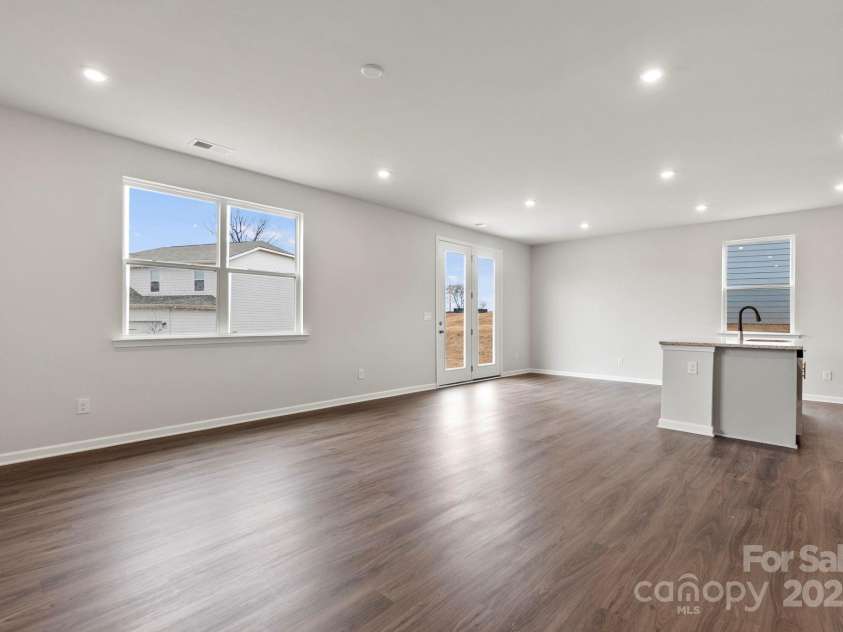 707 Olde England Drive, Lincolnton, NC 28092.  MLS# CAR4270152, YatesRealty ID 25503. Representative Photo