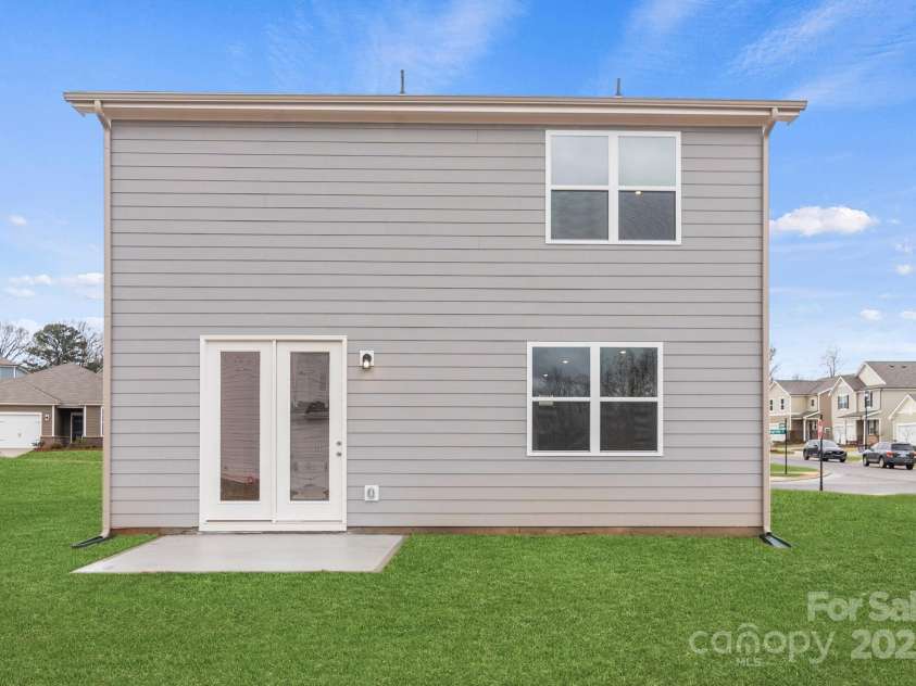 707 Olde England Drive, Lincolnton, NC 28092.  MLS# CAR4270152, YatesRealty ID 25503. Representative Photo