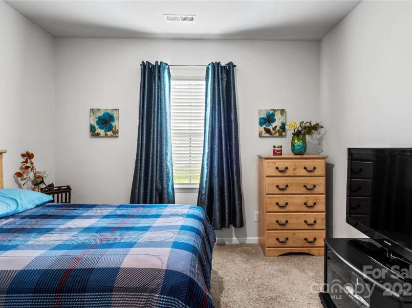 192 Culloden Drive, Mocksville, NC 27028.  MLS# CAR4272605, YatesRealty ID 25506. 