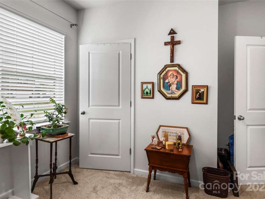 192 Culloden Drive, Mocksville, NC 27028.  MLS# CAR4272605, YatesRealty ID 25506. 