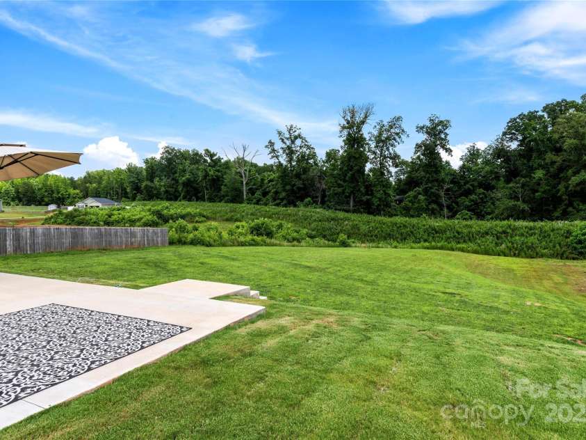 192 Culloden Drive, Mocksville, NC 27028.  MLS# CAR4272605, YatesRealty ID 25506. 