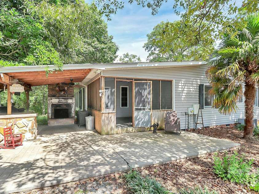 3311 Camden Road, Marshville, NC 28103.  MLS# CAR4273133, YatesRealty ID 25507. 