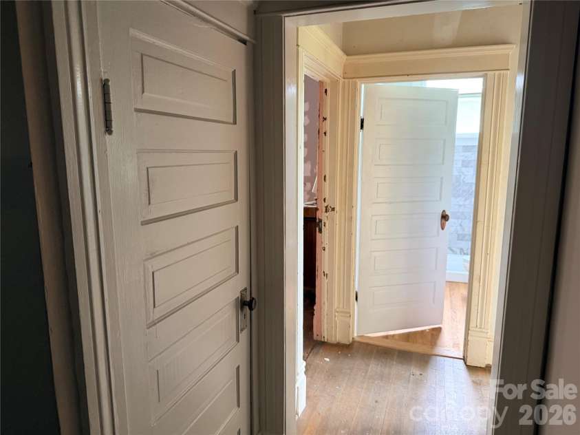 425 Ellis Street, Salisbury, NC 28144.  MLS# CAR4386434, YatesRealty ID 25509. 