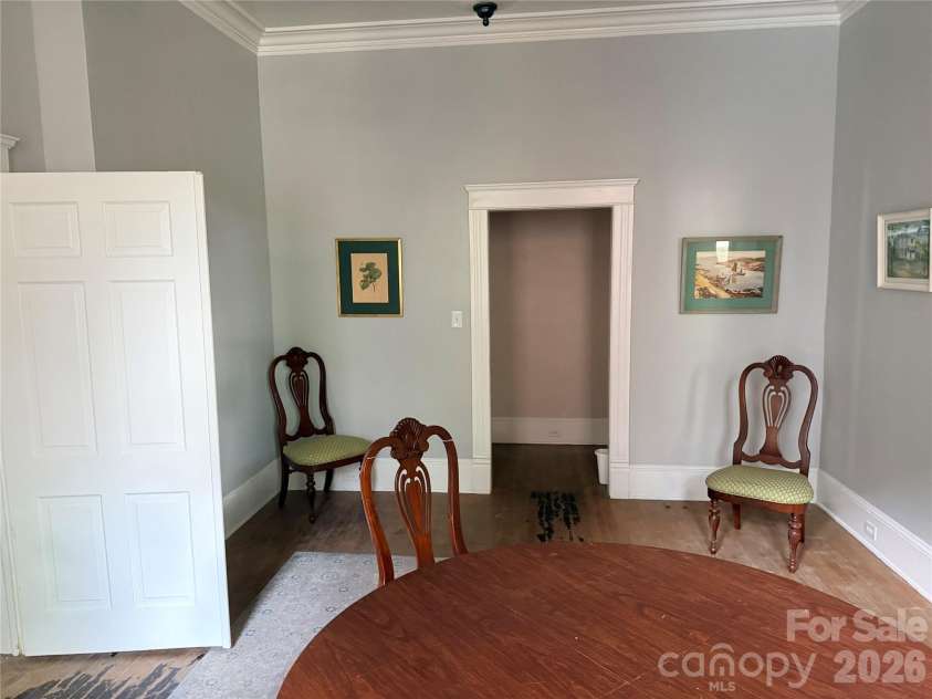 425 Ellis Street, Salisbury, NC 28144.  MLS# CAR4386434, YatesRealty ID 25509. 