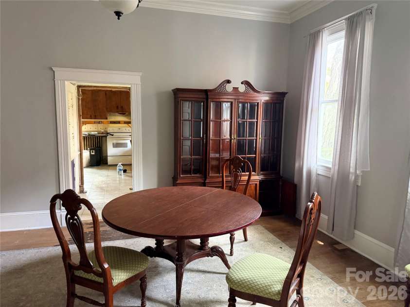 425 Ellis Street, Salisbury, NC 28144.  MLS# CAR4386434, YatesRealty ID 25509. 