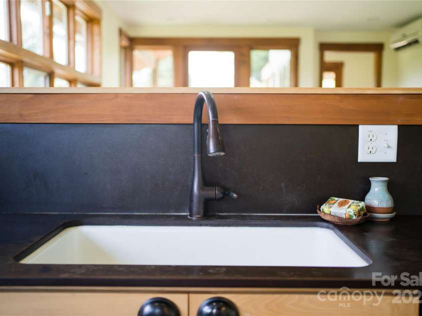 13 New Home Road, Marshall, NC 28753.  MLS# CAR4274055, YatesRealty ID 25510. 