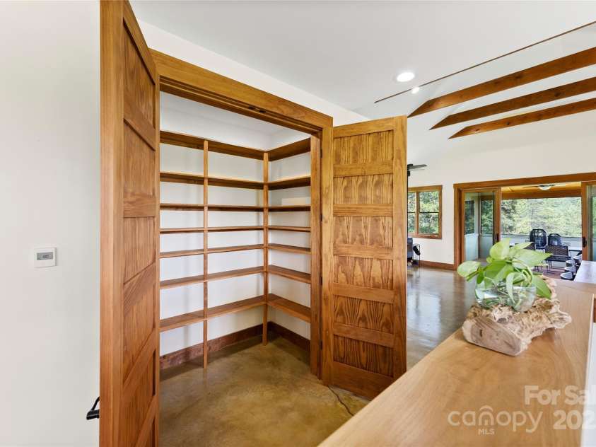 13 New Home Road, Marshall, NC 28753.  MLS# CAR4274055, YatesRealty ID 25510. 