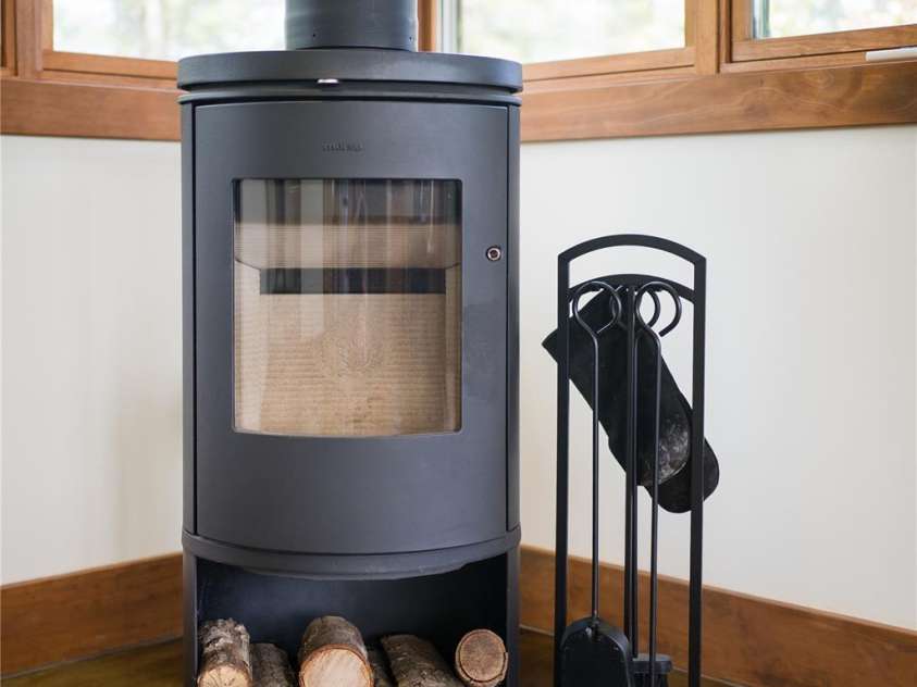 13 New Home Road, Marshall, NC 28753.  MLS# CAR4274055, YatesRealty ID 25510. 