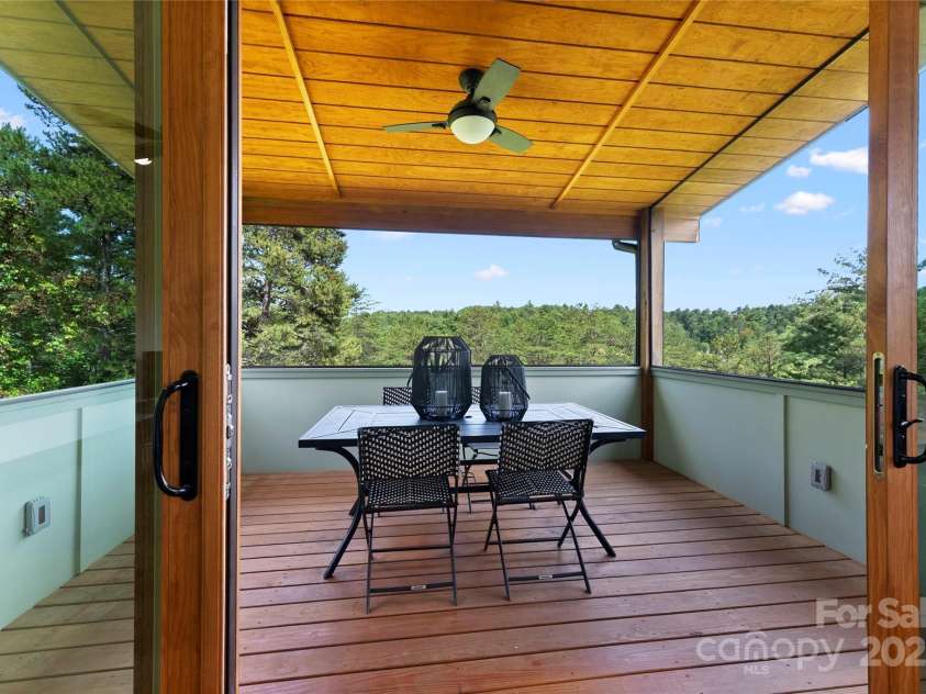 13 New Home Road, Marshall, NC 28753.  MLS# CAR4274055, YatesRealty ID 25510. 