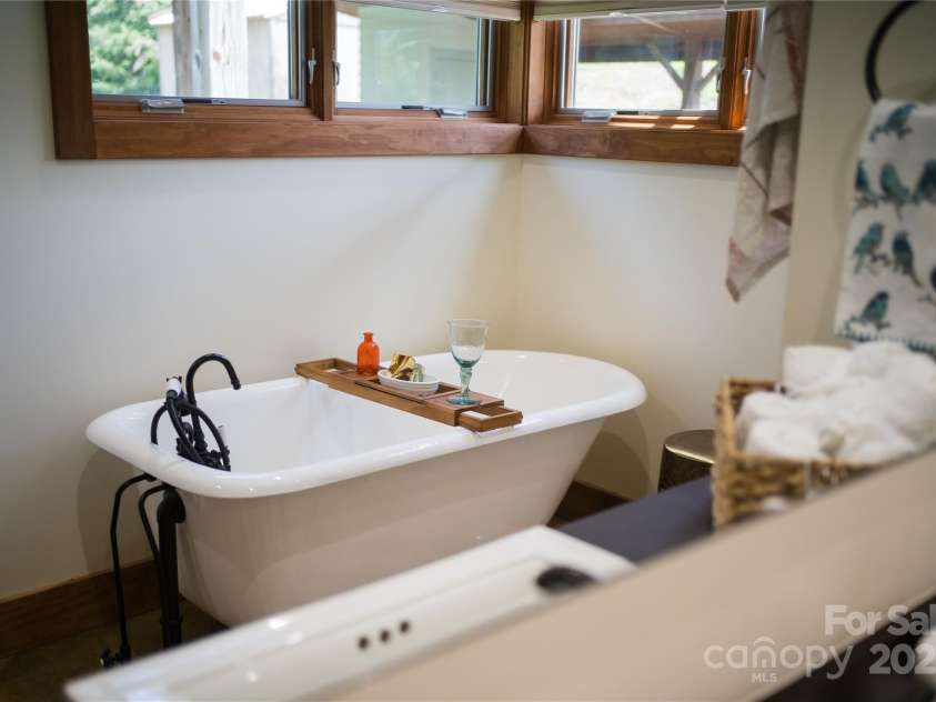 13 New Home Road, Marshall, NC 28753.  MLS# CAR4274055, YatesRealty ID 25510. Bathroom 1