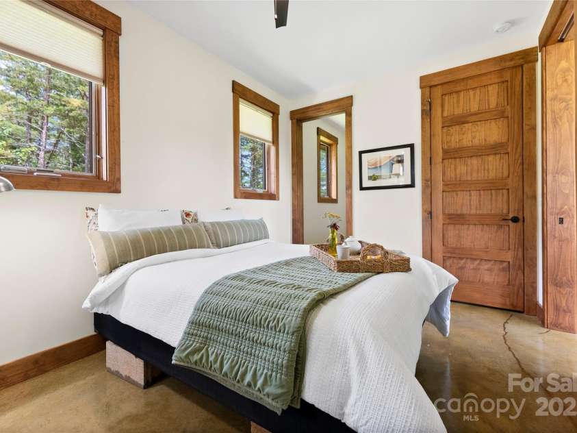 13 New Home Road, Marshall, NC 28753.  MLS# CAR4274055, YatesRealty ID 25510. Bedroom 1