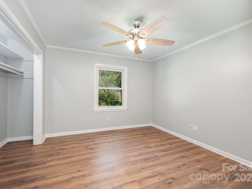 114 Elmwood Drive, Salisbury, NC 28147.  MLS# CAR4263593, YatesRealty ID 25511. 