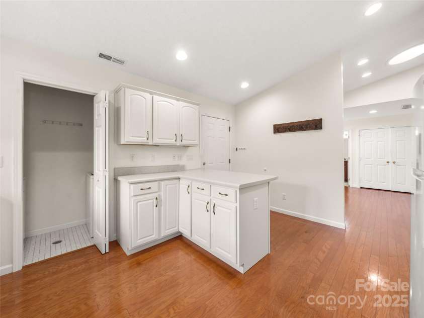 437 Kyfields None, Weaverville, NC 28787.  MLS# CAR4276398, YatesRealty ID 25512. 